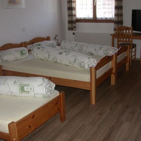Hotel Reich Тузис Экстерьер фото